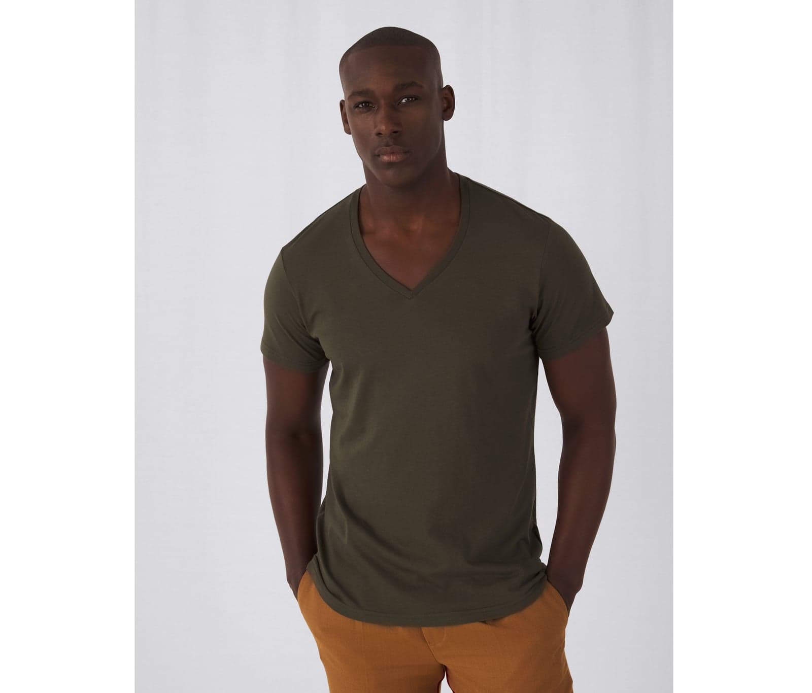 T-shirt col V bio homme — B&C Inspire