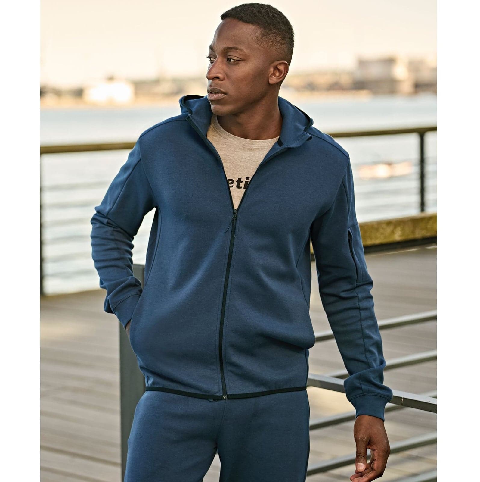 Sweat zippé capuche sport — Tee Jays