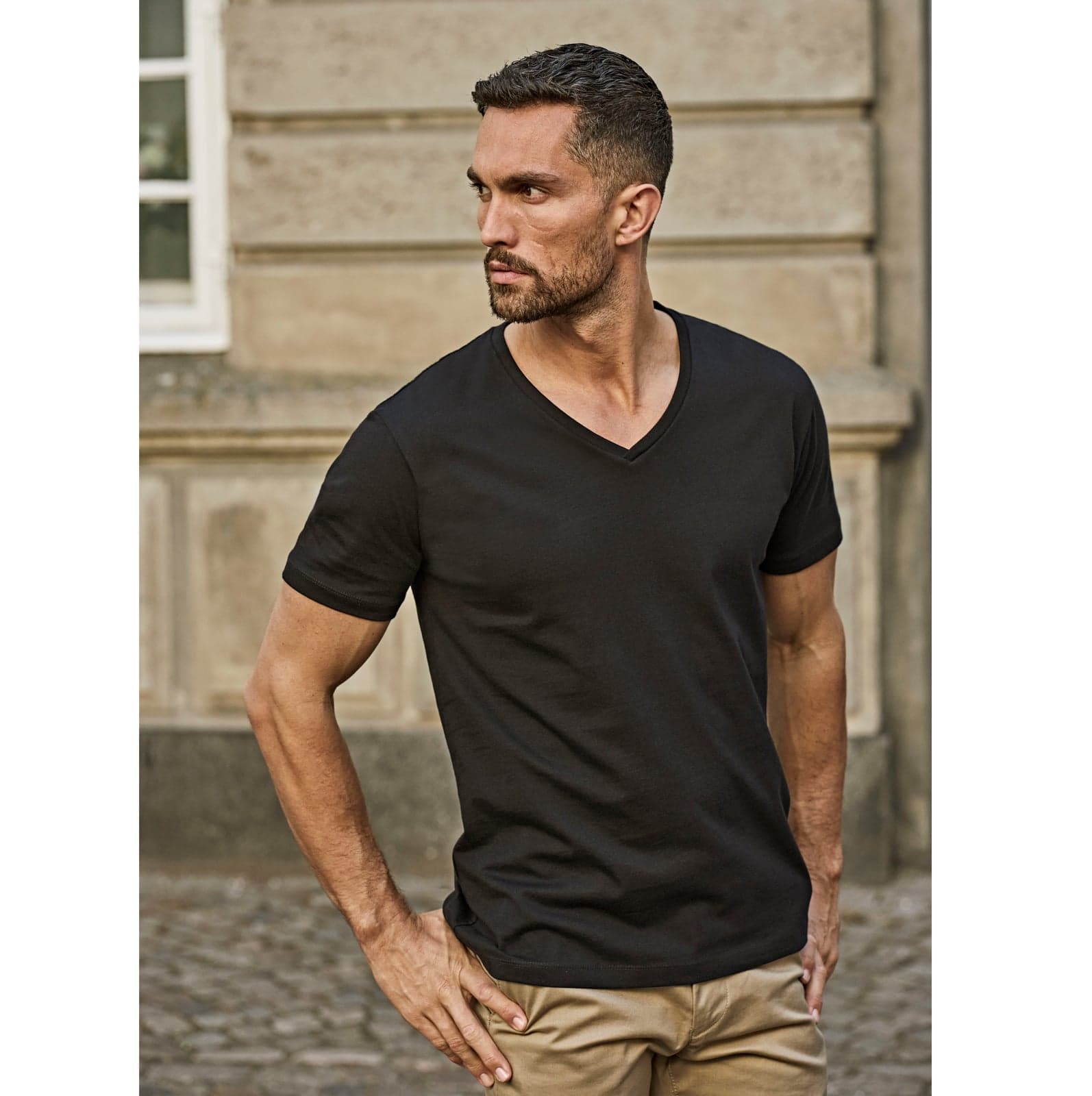 T-shirt col V ajusté homme — Tee Jays